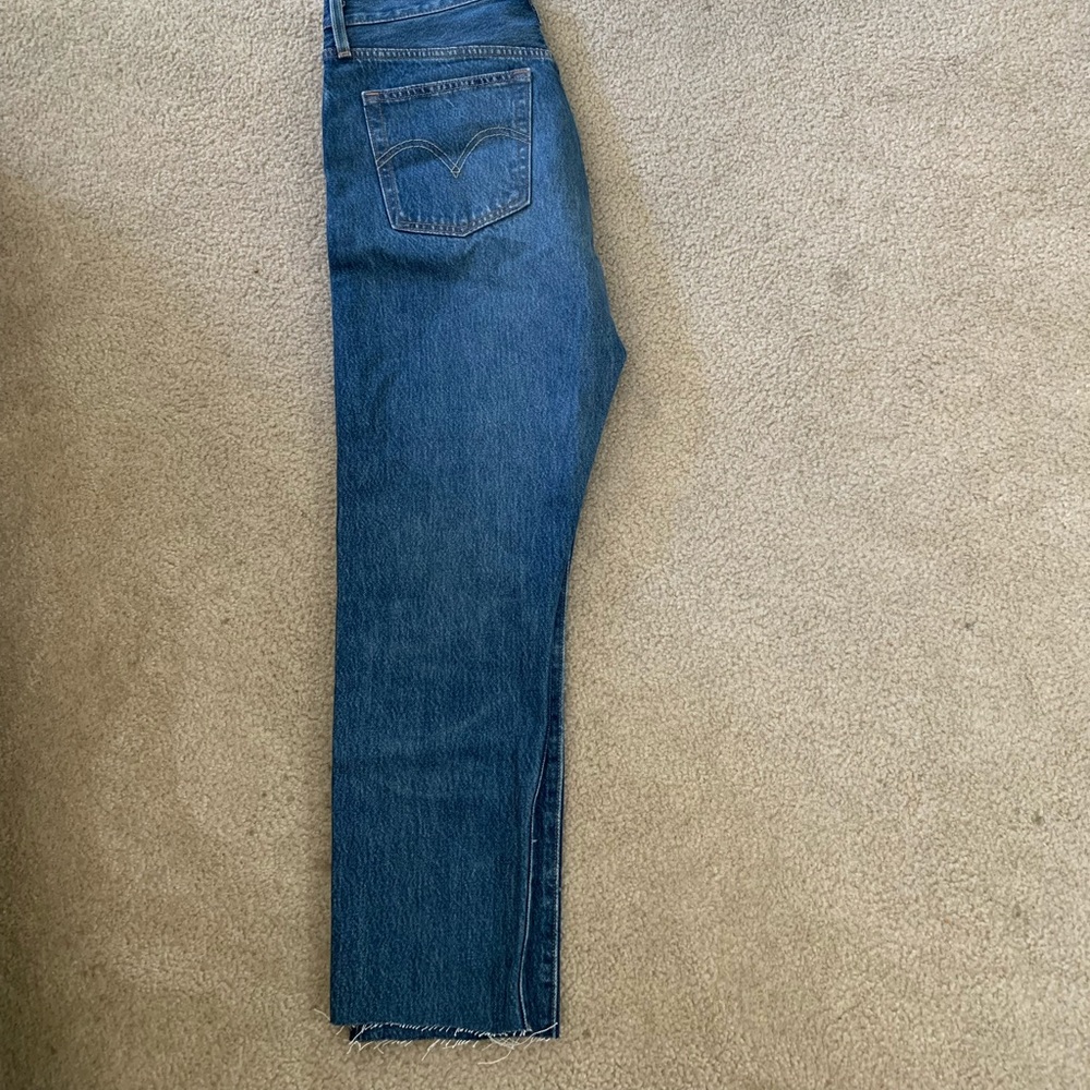 Levi’s 501 cropped ankle jeans